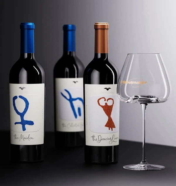 Magura Premium Wines Packaging Red