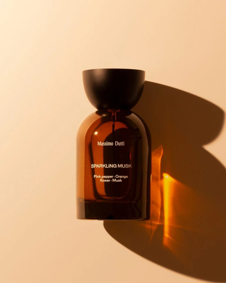 Massimo Dutti Blooming Perfume Packaging Bottle