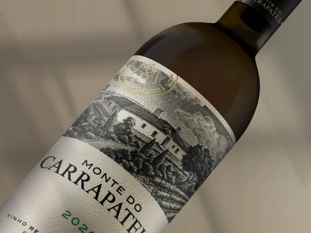 Monte do Carrapateiro Wine Packaging A