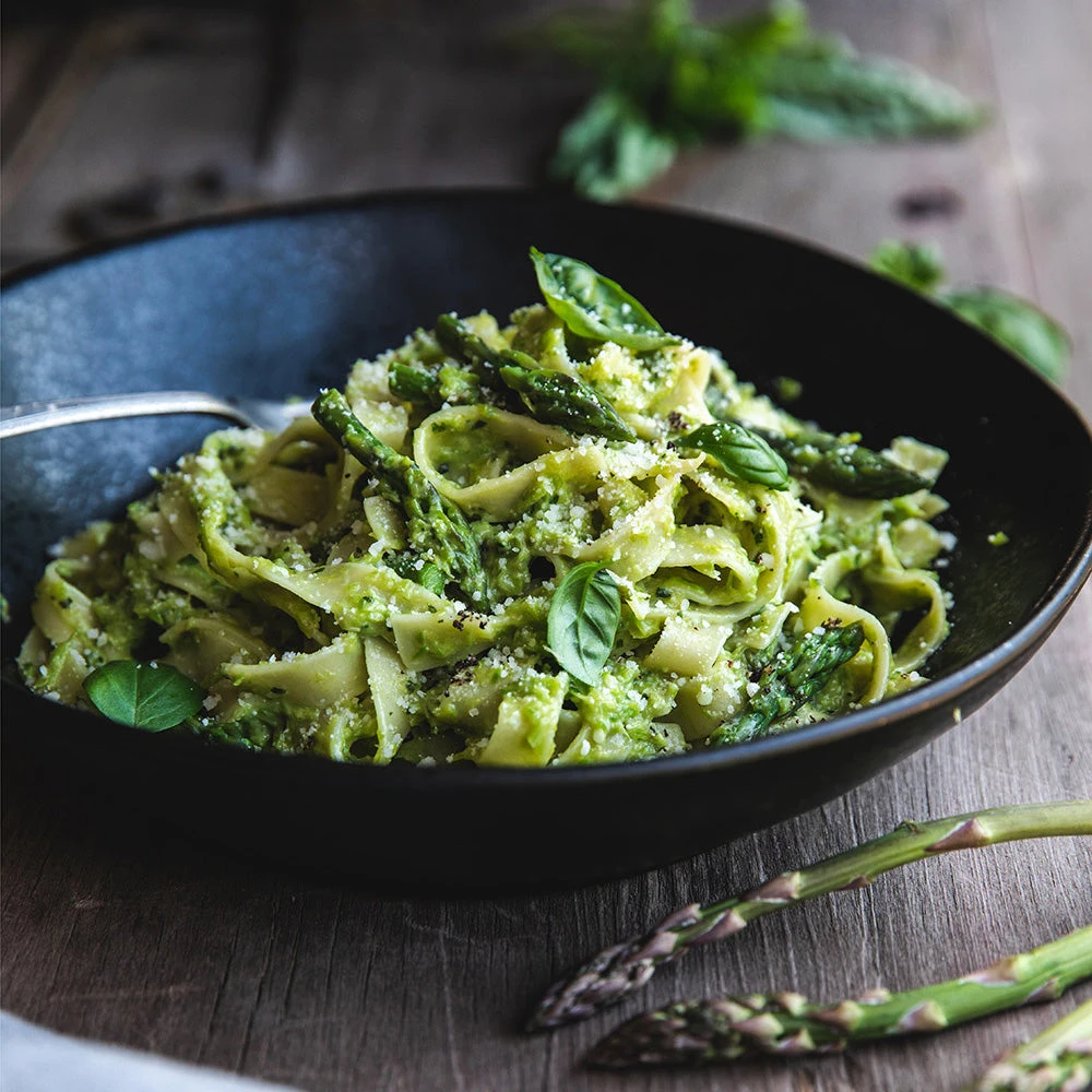 Tagliatelle Asparagus Basil Photography