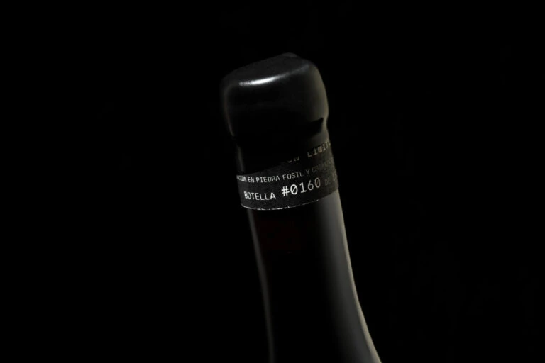 Saura Wine Packaging Bottle