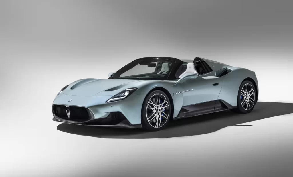 Maserati MC20 Sports Car Packaging