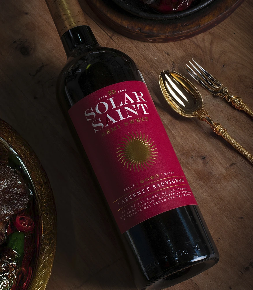Solar Saint Semi Sweet Wine