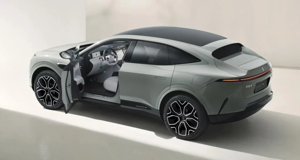 Avatr 11 Gray Rear Three Quarter