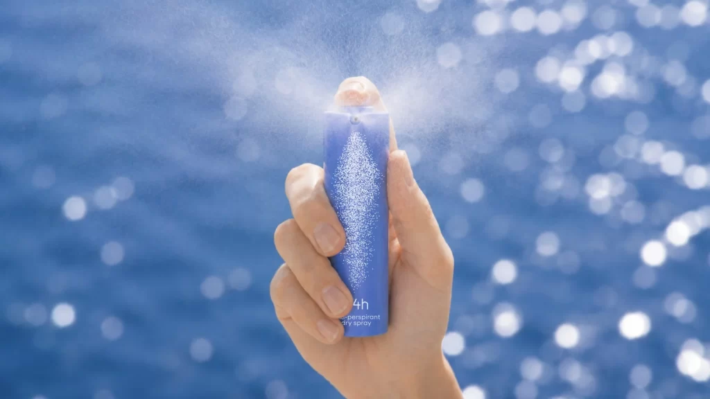 Brisk Deodorant Cylindrical Spray Packaging