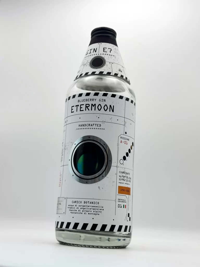 Etermoon Blueberry Gin Clear Glass Packaging