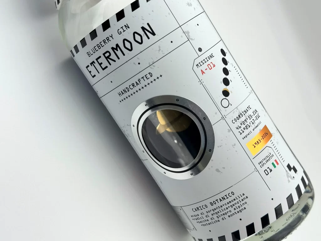 Etermoon Blueberry Gin Predominantly White Packaging
