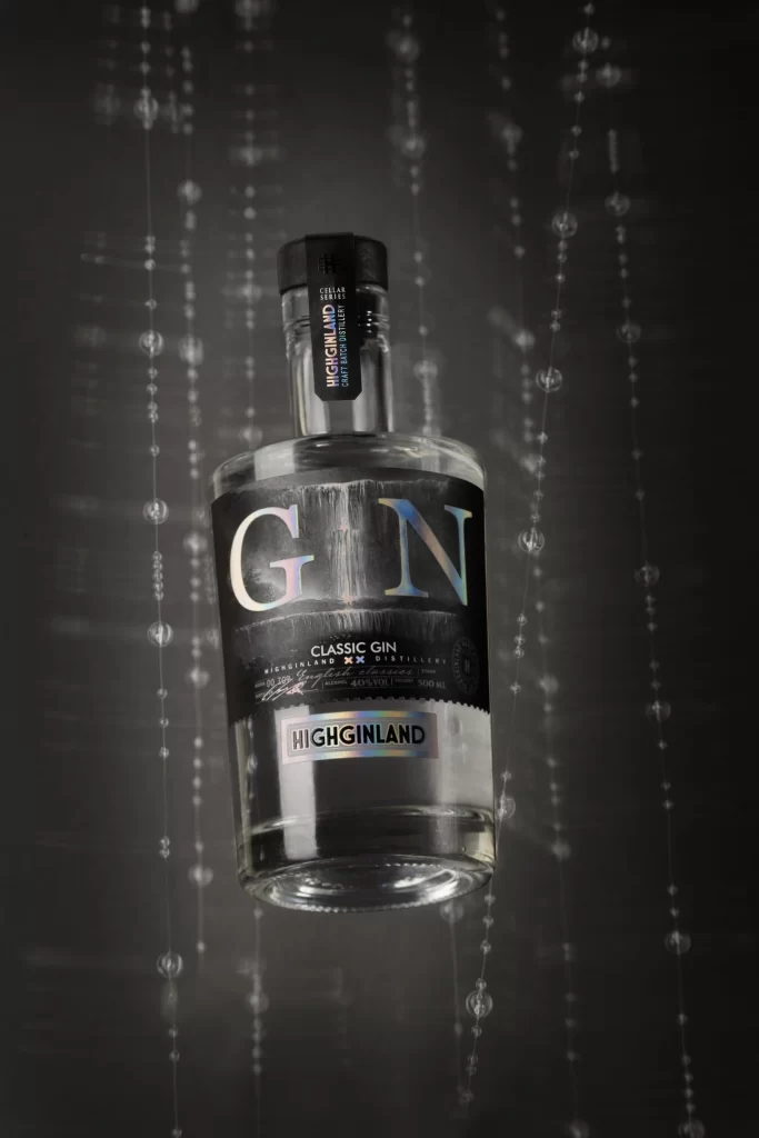Highland Classic Gin Clear Black Packaging