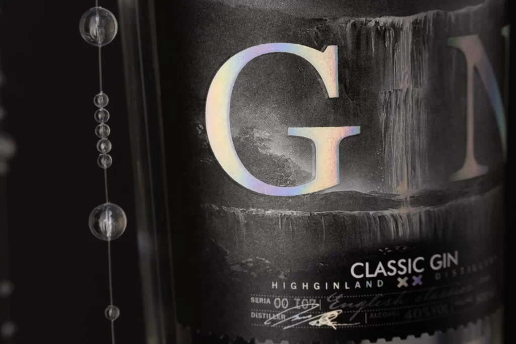 Highland Classic Gin Large Iridescent Packaging