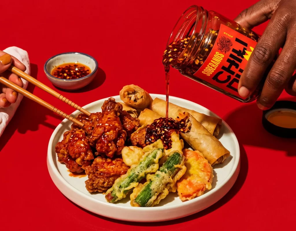 Soberanos Chili Oil Transparent Black Packaging