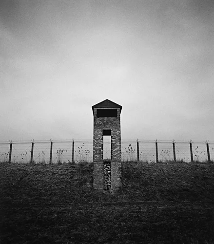 Architecture Dramatic High Contrast Mysterious Monument