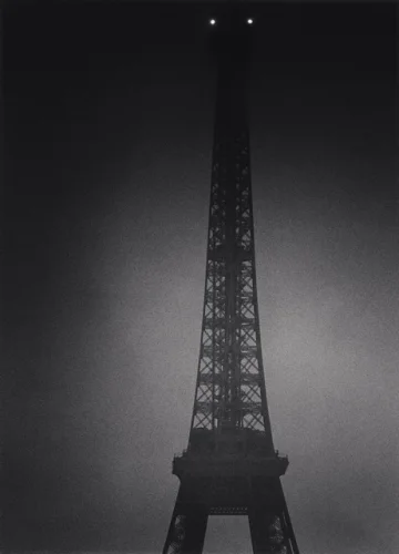Architecture Dramatic High Contrast Moody Monument