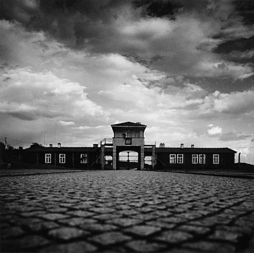Architecture Dramatic High Contrast Atmospheric Monument