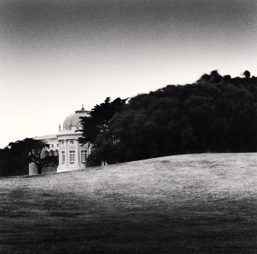 Architecture Dramatic High Contrast Mysterious Atmospheric Timeless