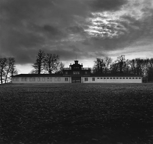 Architecture Dramatic High Contrast Mysterious Atmospheric