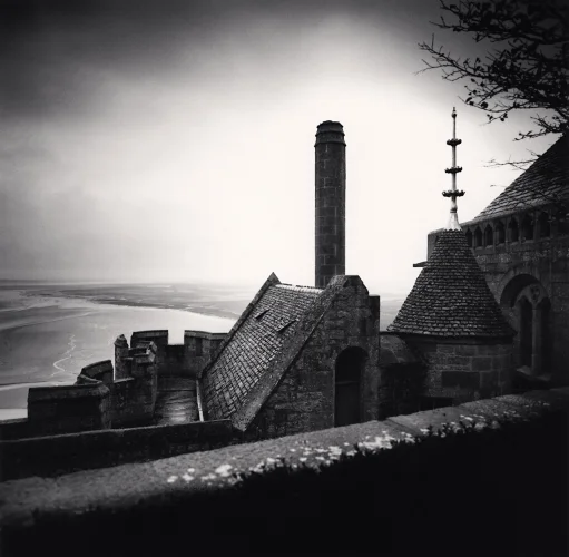 Architecture Dramatic High Contrast Moody Atmospheric