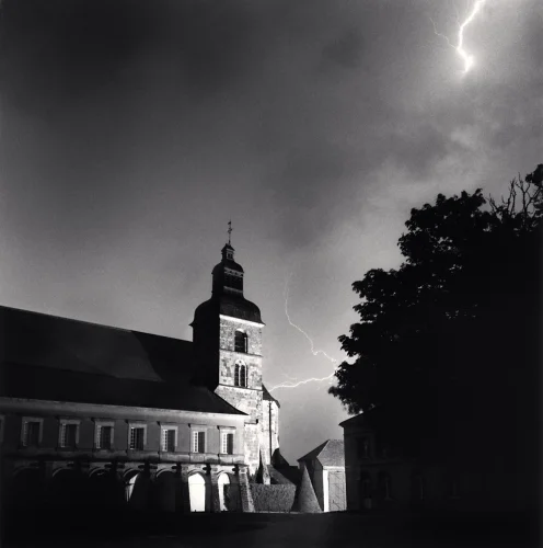 Architecture Dramatic High Contrast Mysterious Atmospheric Timeless