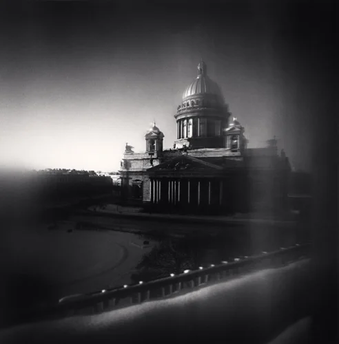 Architecture Dramatic High Contrast Atmospheric Monument
