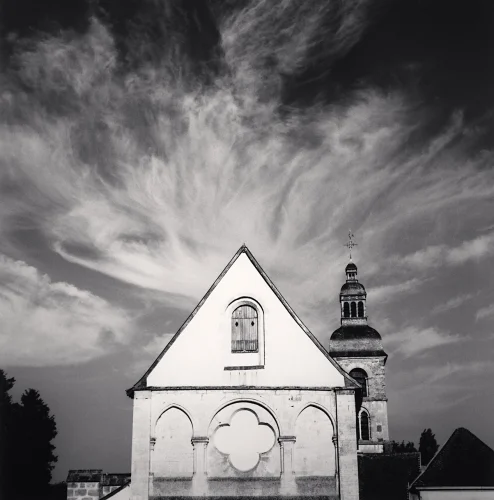 Architecture Dramatic High Contrast Atmospheric Timeless