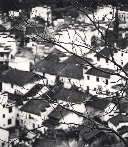 Architecture Dramatic High Contrast Moody