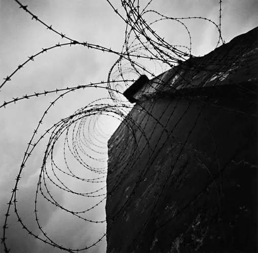 Architecture Dramatic High Contrast Mysterious Barbed Wire