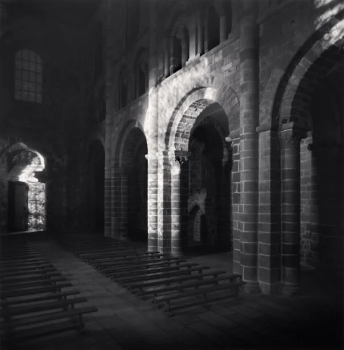 Architecture Dramatic Textured High Contrast Mysterious