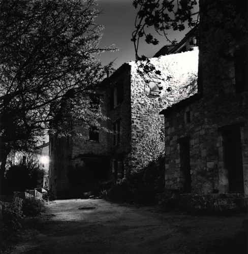 Architecture Dramatic Textured High Contrast Mysterious