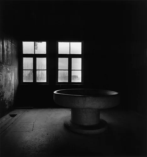 Architecture Dramatic Textured High Contrast Mysterious