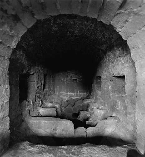 Architecture Dramatic Textured High Contrast Mysterious Ruins