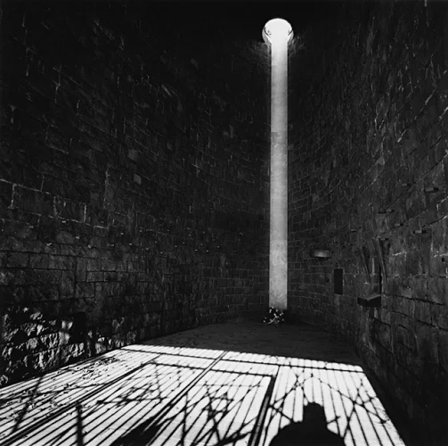 Architecture Dramatic Textured High Contrast Mysterious