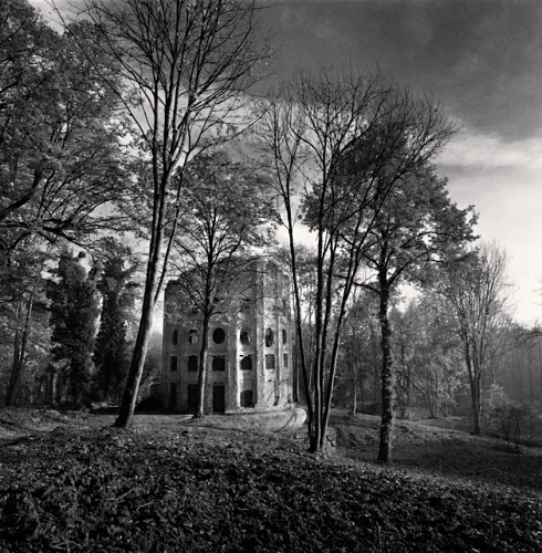 Architecture Dramatic Textured High Contrast Mysterious Nature