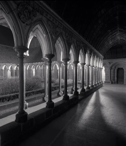 Architecture Gothic Arches Columns High Contrast Dramatic Mysterious