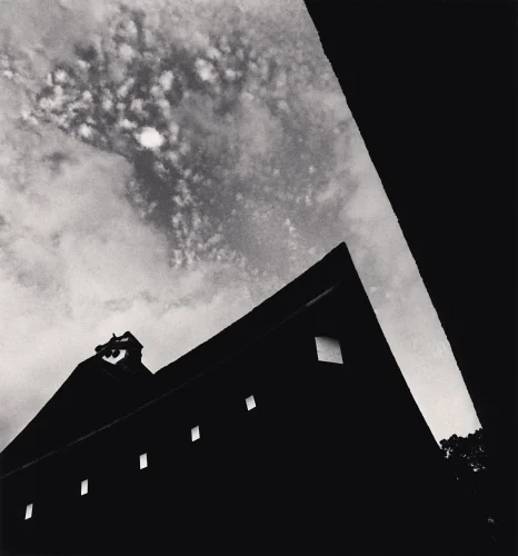 Architecture High Contrast Dramatic Mysterious Atmospheric