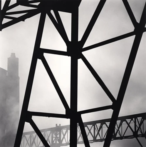 Architecture High Contrast Minimalist Dramatic Mysterious