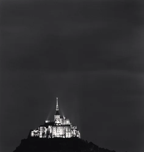 Architecture Illuminated Dramatic High Contrast Mysterious