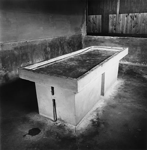 Architecture Minimalist Textured High Contrast Mysterious