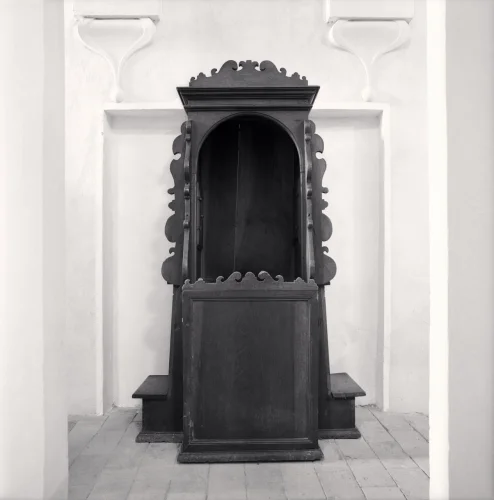 Architecture Ornate Minimalist High Contrast Mysterious
