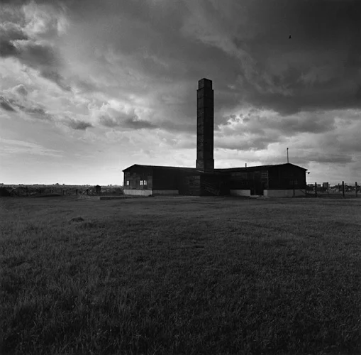 Architecture Tower Dramatic High Contrast Moody Atmospheric