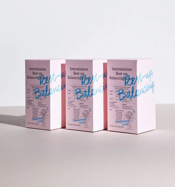 Balancing Skincare Box Pink Minimalist