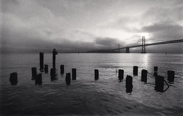 Bridge Water Reflections Silhouettes Foggy Dramatic Atmospheric
