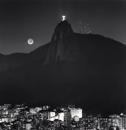 Cityscape High Contrast Dramatic Statue Moonlit