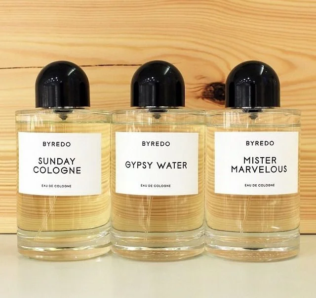 Eau de Cologne Bottle Glass Black Cap