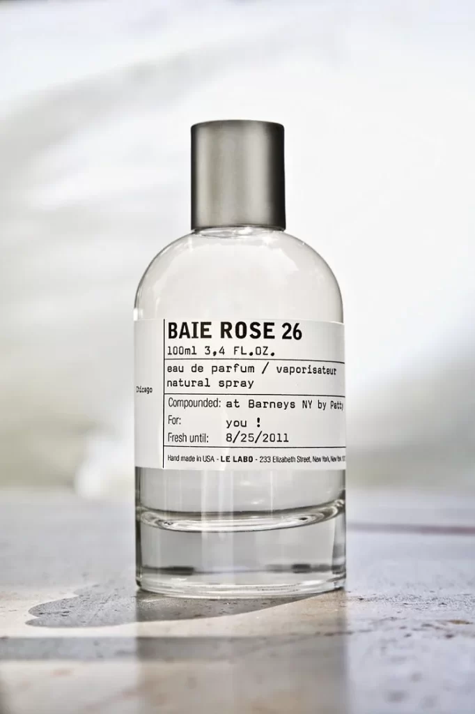 Eau de Parfum Bottle Glass Clear Minimalist Natural Spray