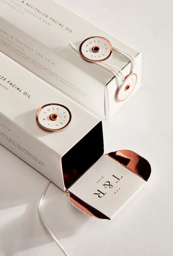 Elegant Skincare Box White Rose Gold Revitalizing Facial Oil