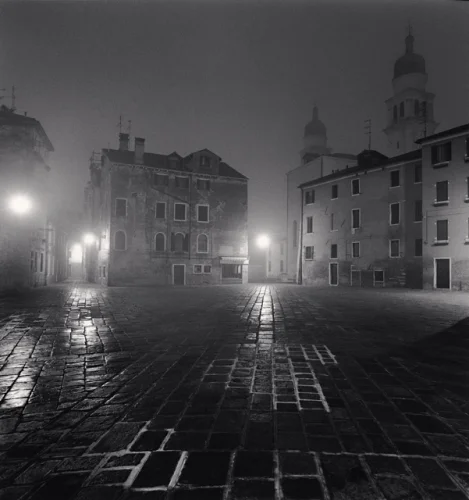 Foggy Architecture Dramatic Atmospheric Cityscape