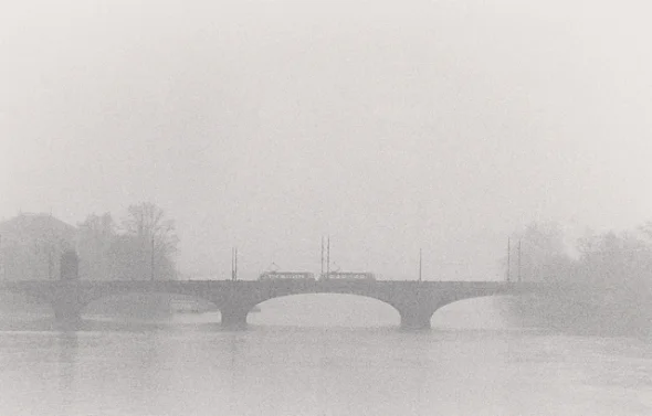 Foggy Bridge Dramatic Atmospheric Cityscape