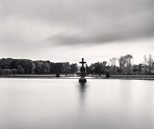 Fountain Reflective Water Trees BlackWhite