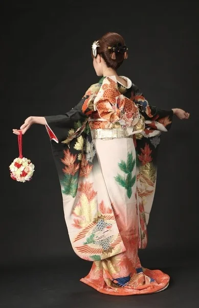Furisode Kimono Black Floral Wave Elegant Ceremonial