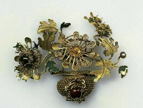 Gold floral intricate design