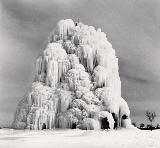 Ice Formation Textured High Contrast Mysterious Nature